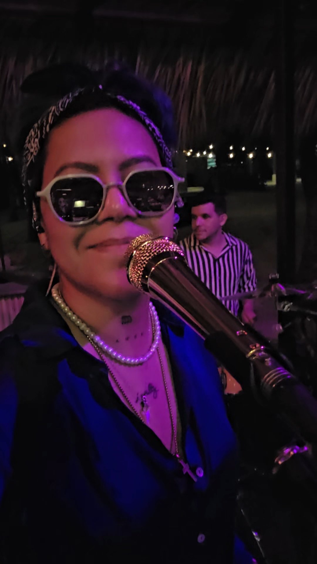 Lau Suárez y su banda en vivo