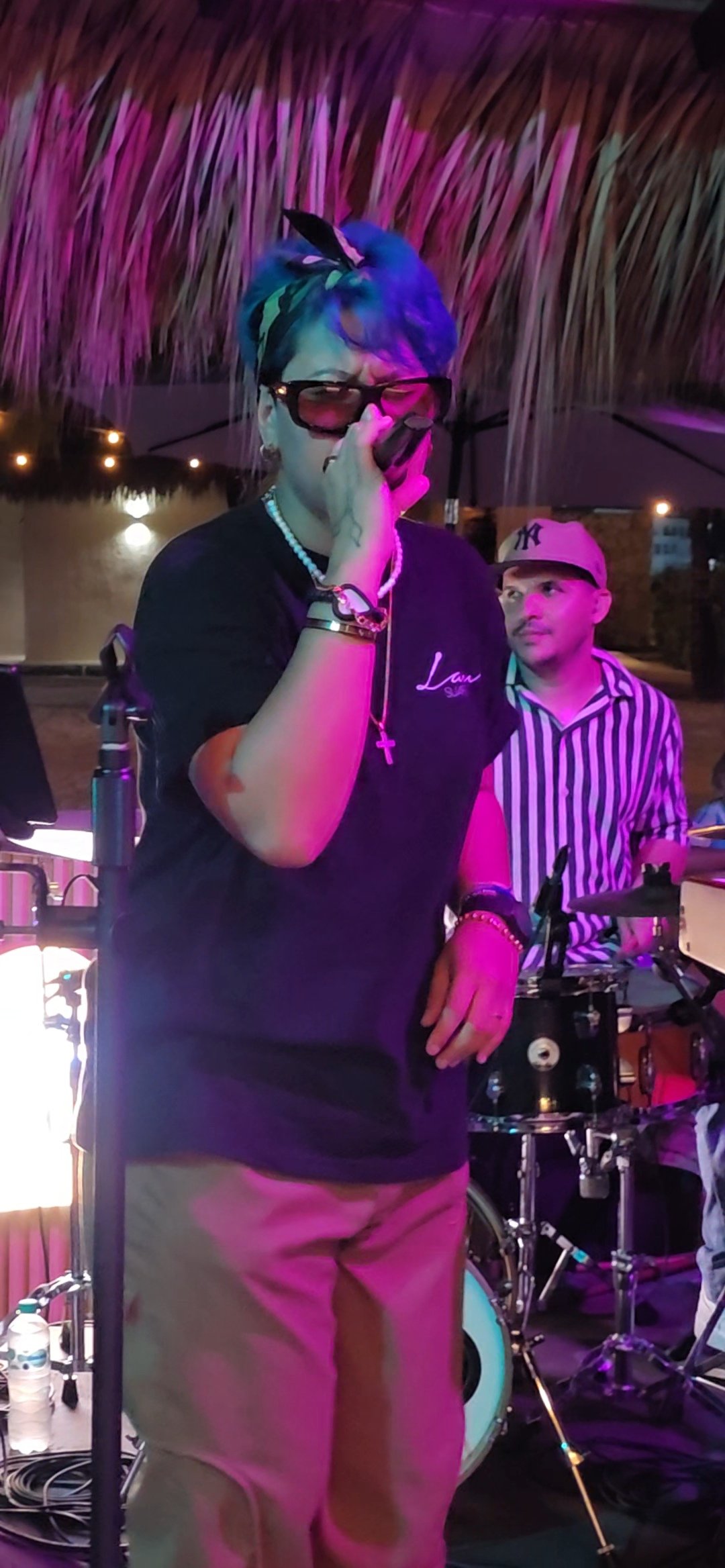 Lau Suárez y su banda en vivo