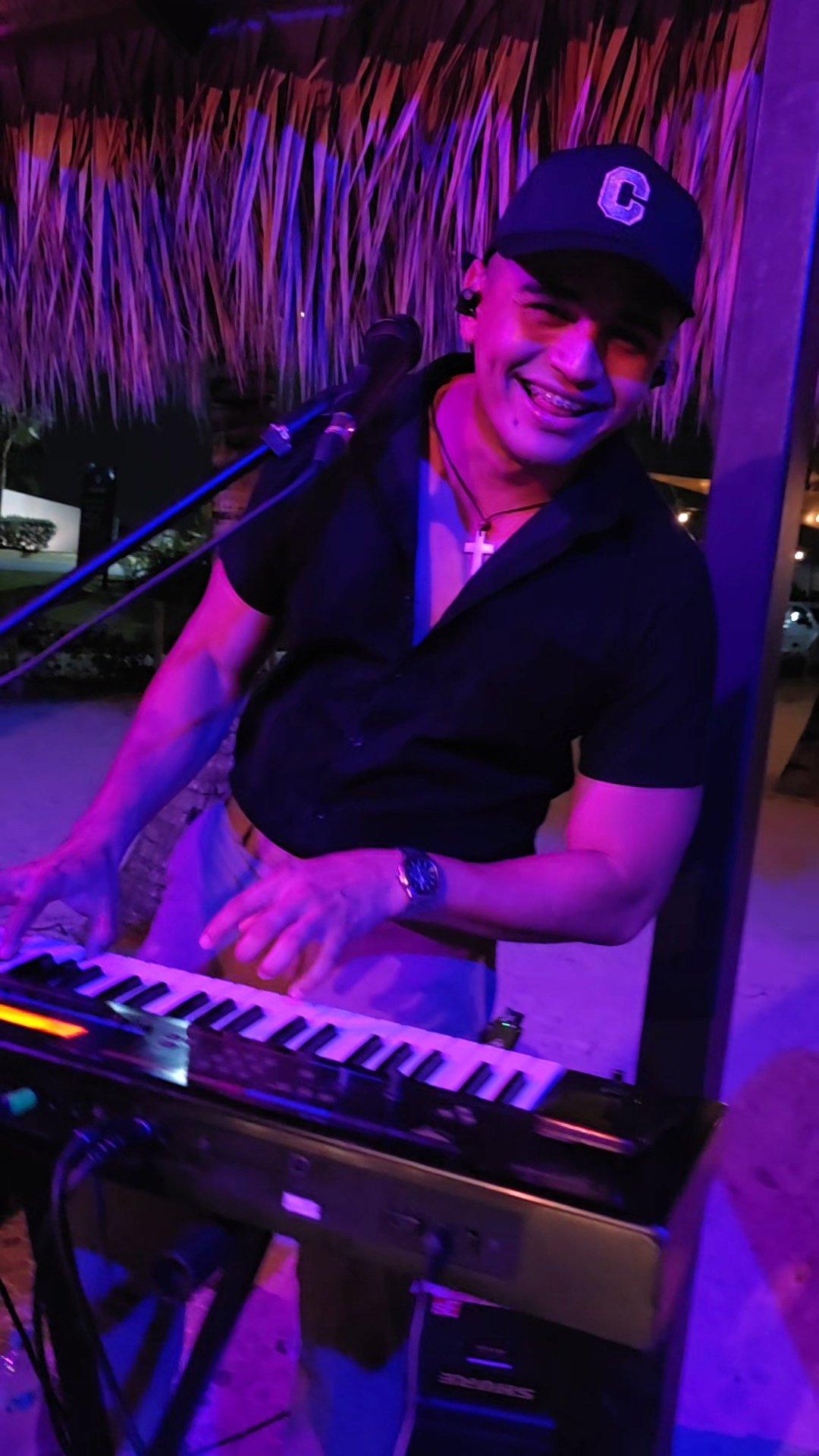 Lau Suárez y su banda en vivo